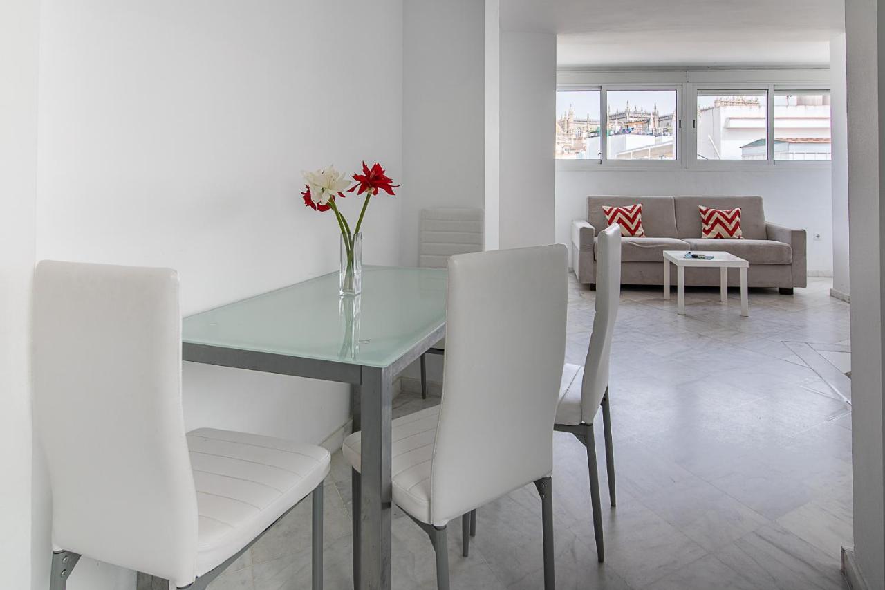 Reservaloen Mariano De Cavia Apartamento Sevilha